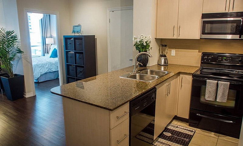 Modern, Central Cond...
