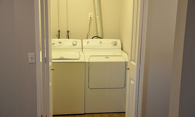 Renovated Bungalow F...