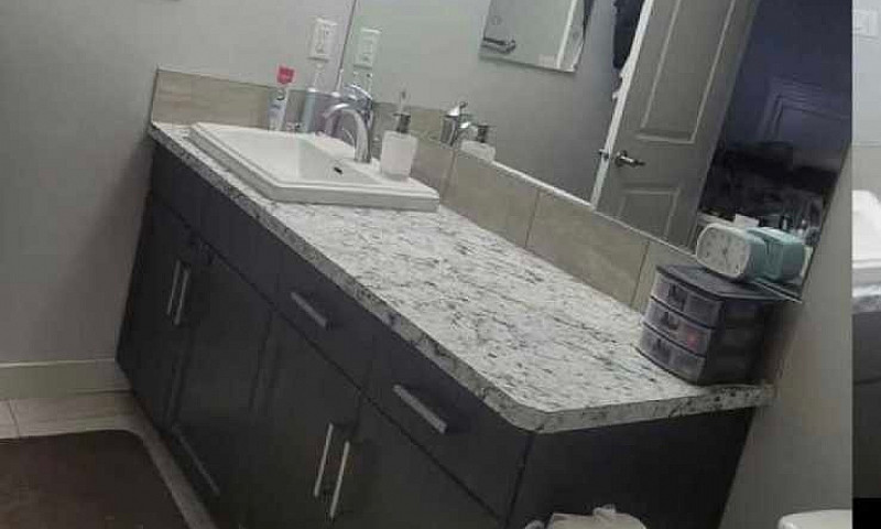 4 Bedroom 3.5 Bathro...