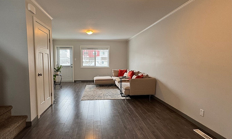 3 Bedroom Townhouse ...