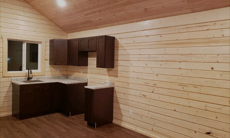 Custom Built Cabin H...