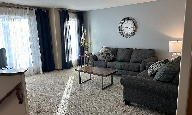 90 Vanier Drive, 5 B...