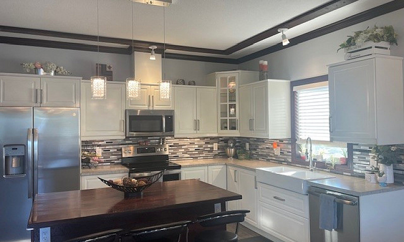 5-Bedroom Home With ...