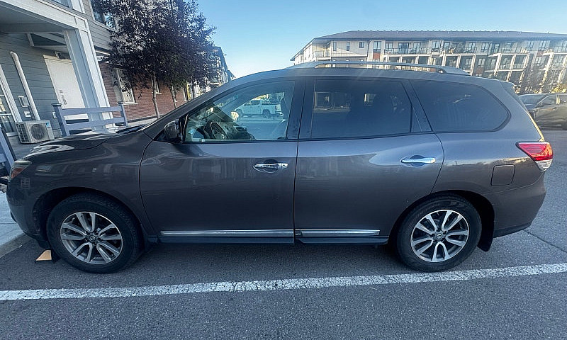 2014 Nissan Pathfind...