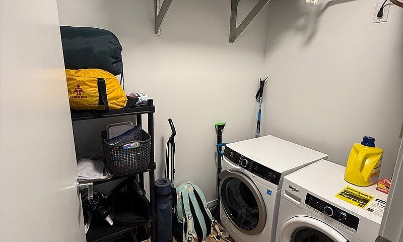 2 Bed 1 Bath Apartme...