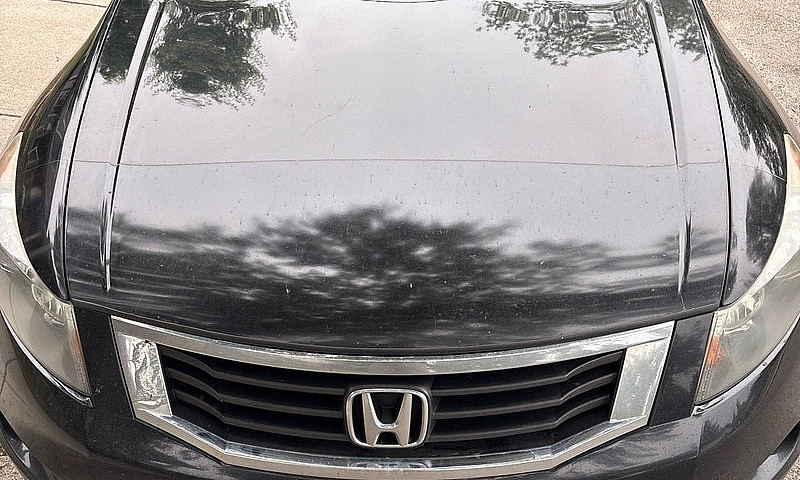2010 Honda Accord V6...