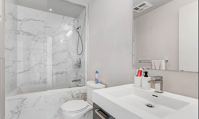 Furnished 1 Bed In D...