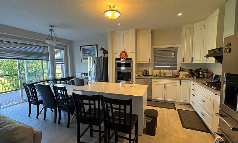 Vista Hills - 4 Bed ...