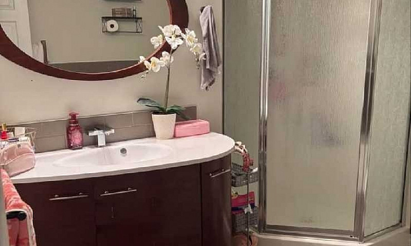Rare Barrhaven 2 Bed...
