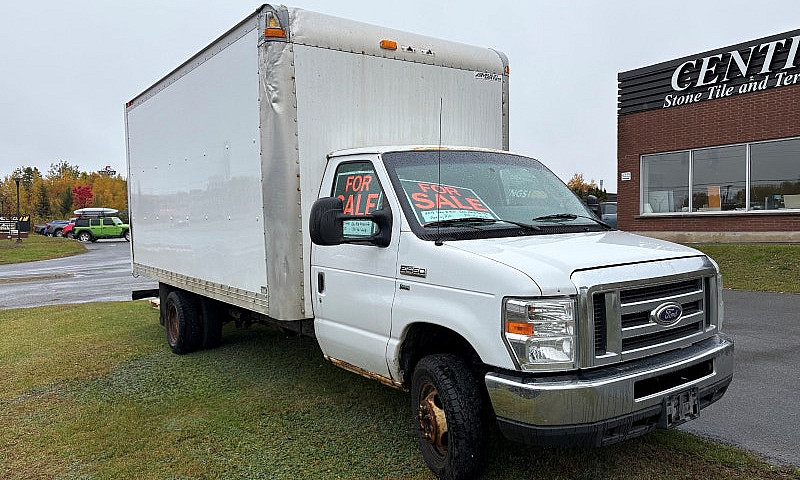 Ford E450 Cube Van F...