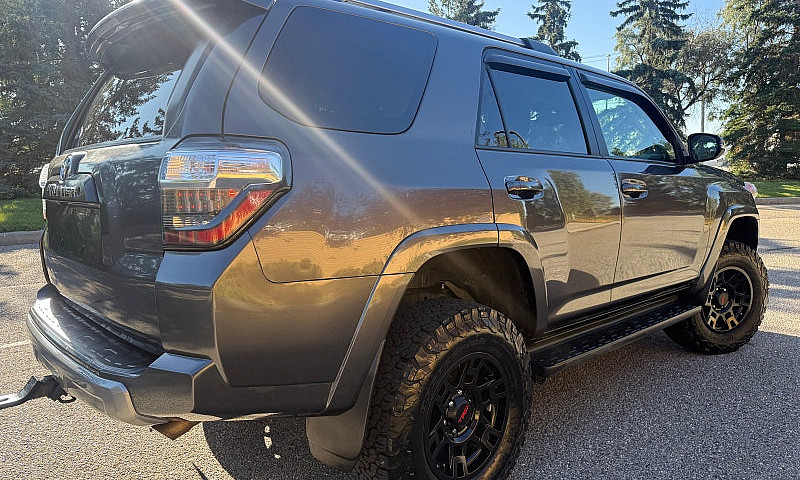 2016 Toyota 4Runner ...