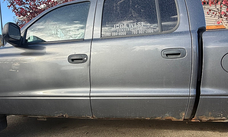 Dodge Dakota 2003...