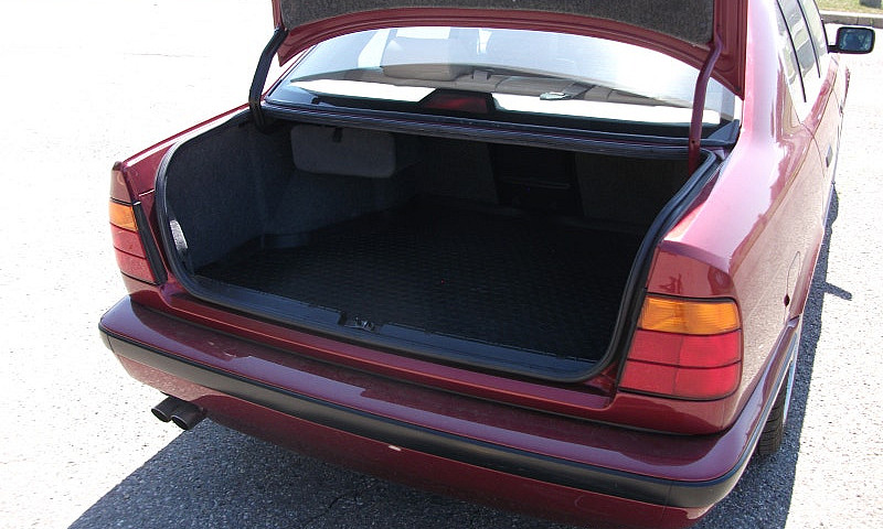 1995 Bmw 530I, $8000...
