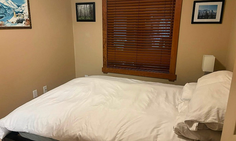 Elegant 2Bed 2Bath W...