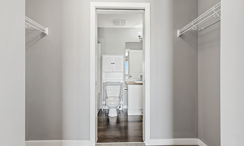 Bright Corner-Unit T...