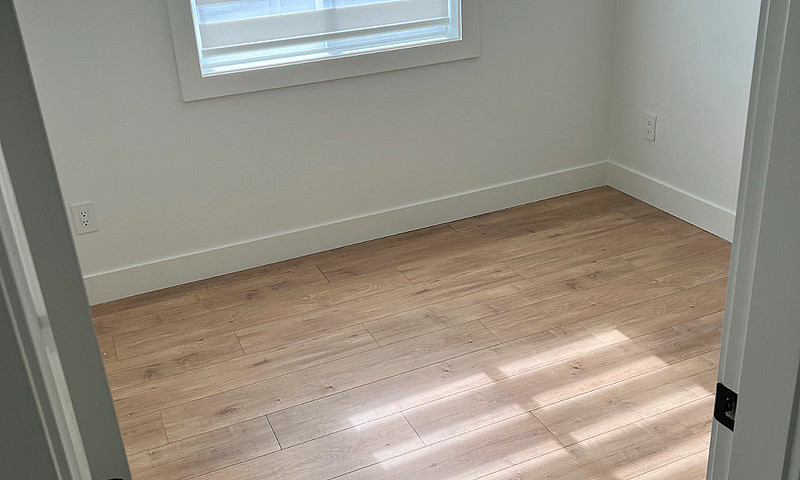 Basement Suite New W...