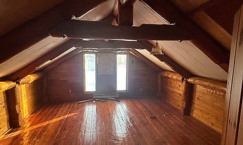 Timberframe Log Cabi...