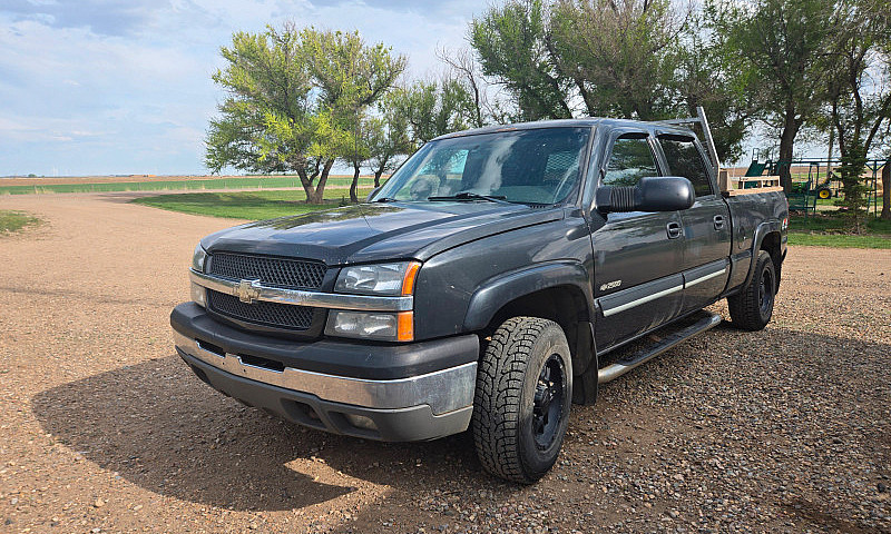 2004 Chevy Silverado...