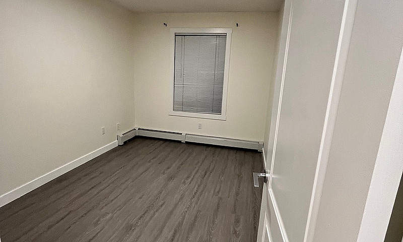 2 Bed 2 Bath Apartme...
