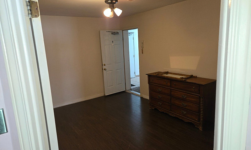 2 Bed Room Apartment...