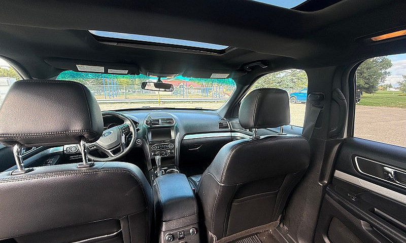2016 Ford Explorer...