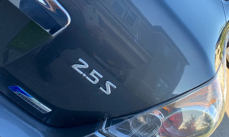2010 Nissan Altima 2...
