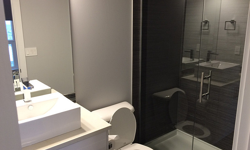 Downtown - 2 Bed/2 B...