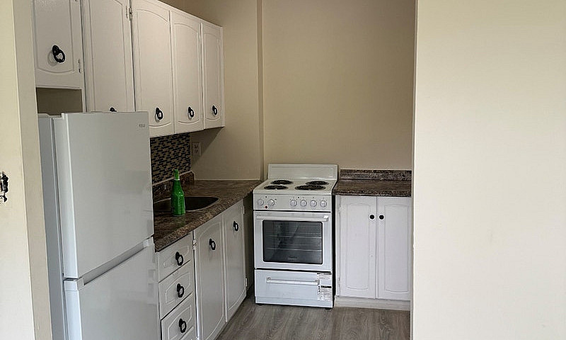 Updated 3 Bedroom...