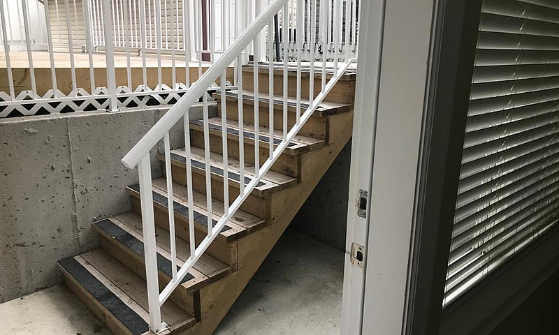 2 Bedroom Basement S...