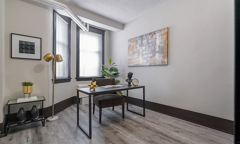Apartment Condo For ...