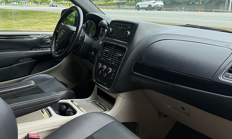 2015 Dodge Caravan (...