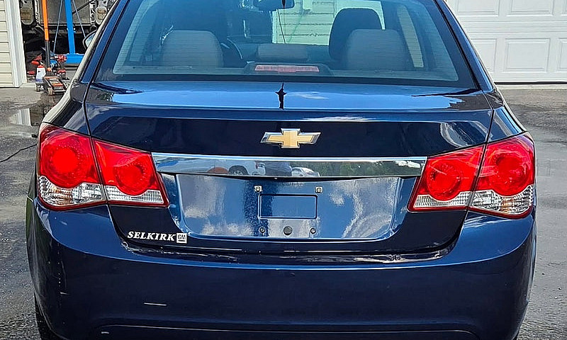  2011 Chevy Cruz Saf...