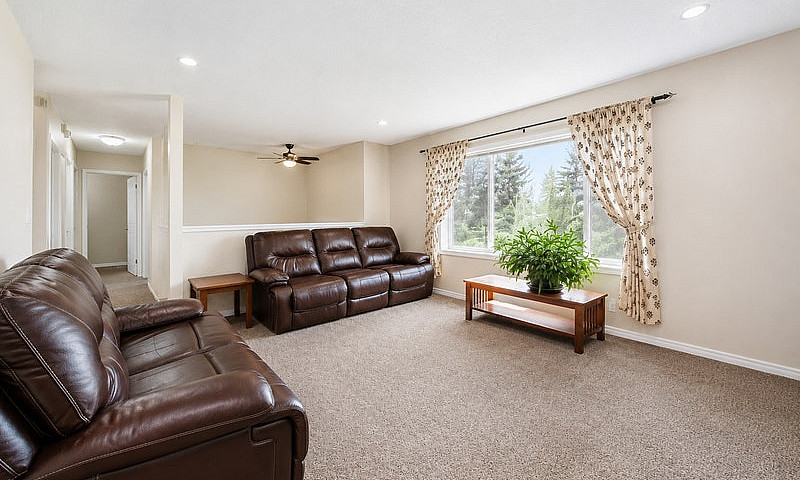 Charming 3 Bed Home ...