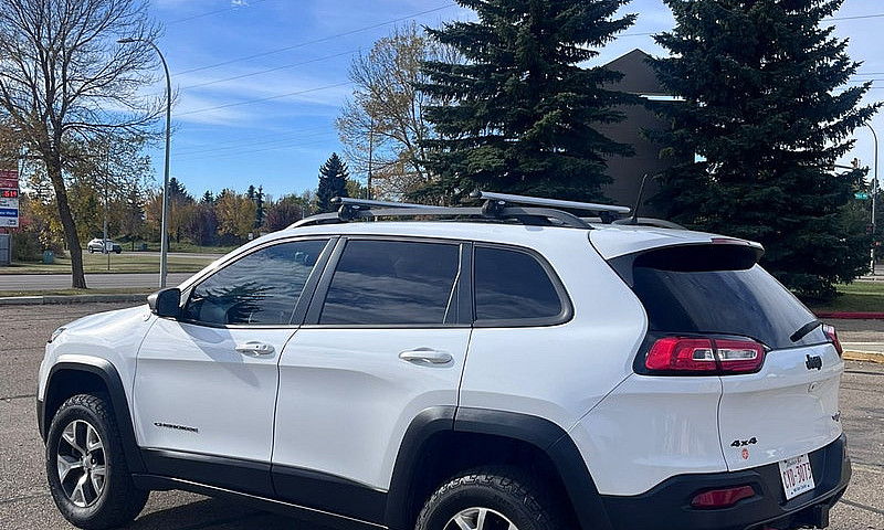 Jeep Cherokee Trailh...