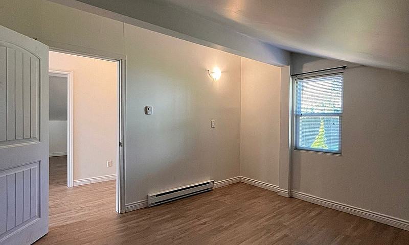 2 Bedroom + 1 Bathro...