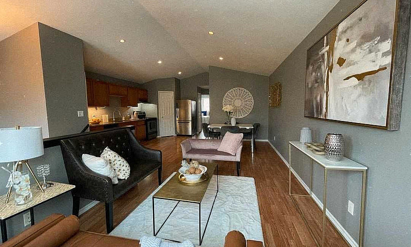 Room For Rent Near R...