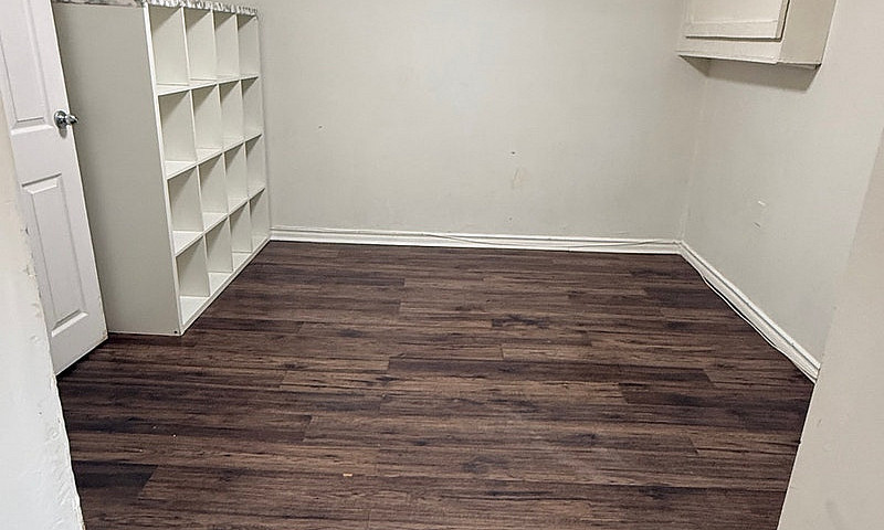 1 Bedroom Basement A...