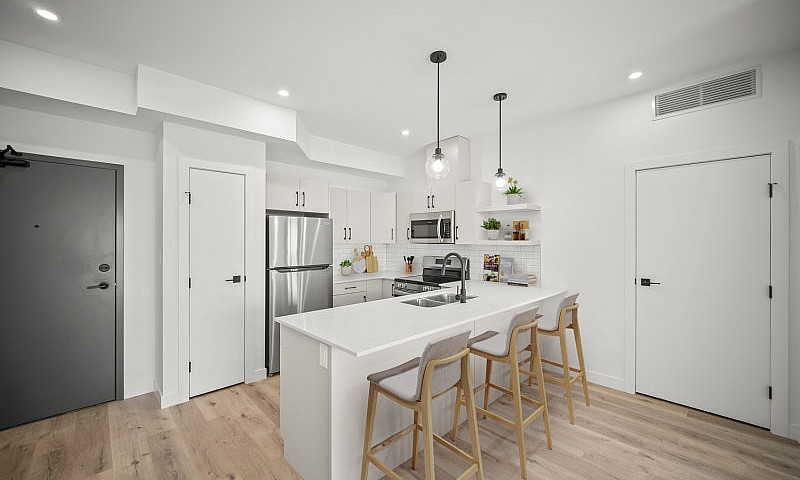 Luxury 3 Bedroom Apa...