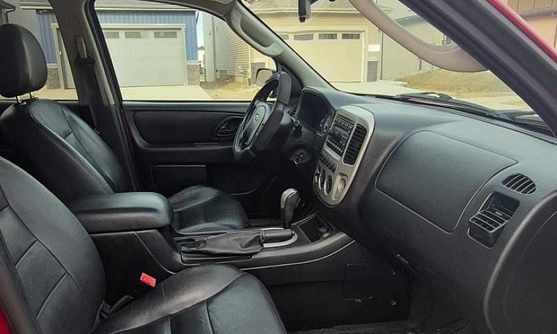 2007 Ford Escape Lim...