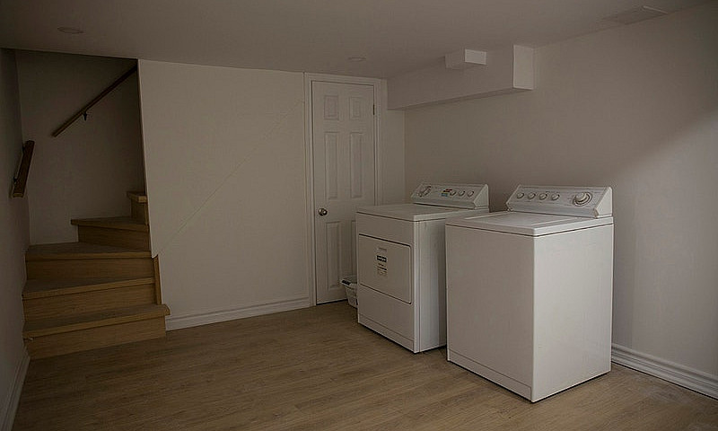 1+1 Bedroom Basement...