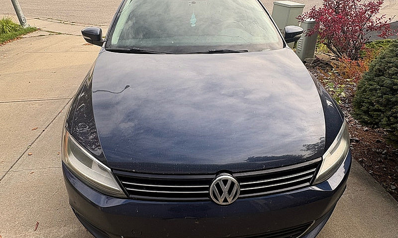 2014 Volkswagen Jett...