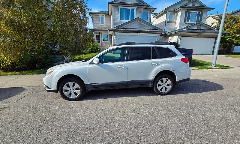 2012 Subaru Outback ...