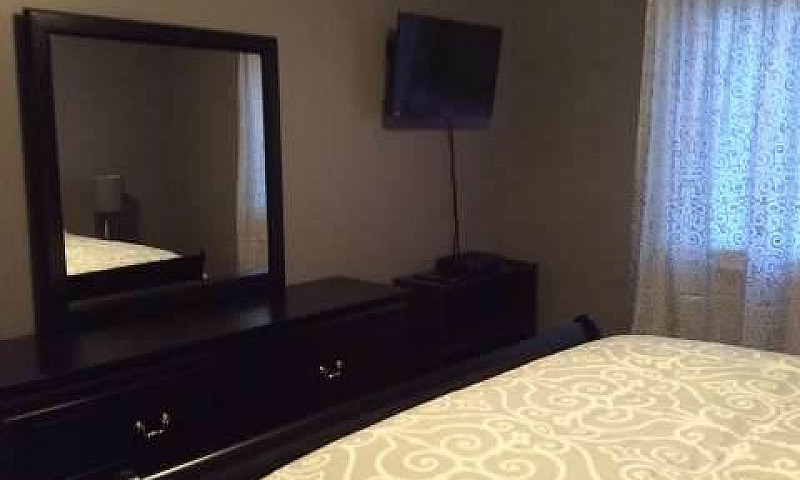 Unfurnished 2 Bedroo...