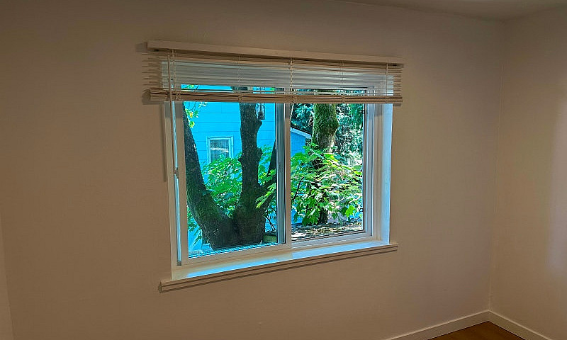 506 Victoria Drive -...