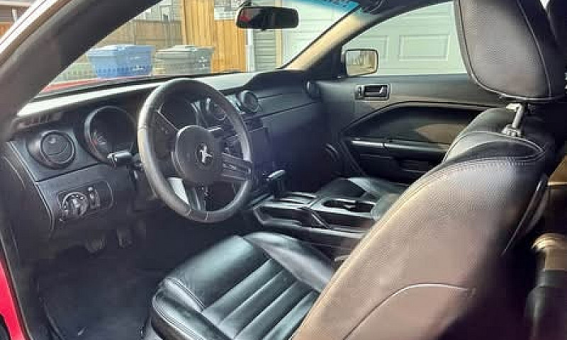 2005 Mustang Gt...