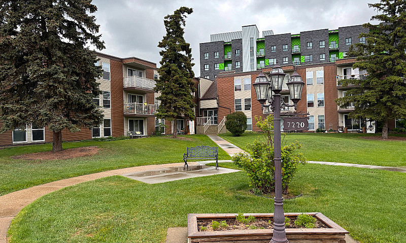 Affordable 2-Bed Con...