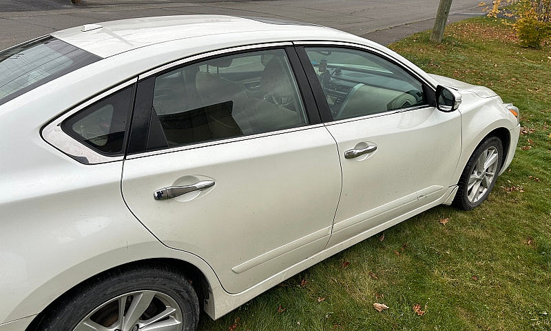 Nissan Altima Bon Et...