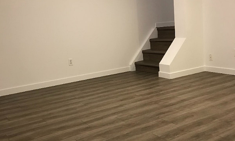 Side By Side House F...