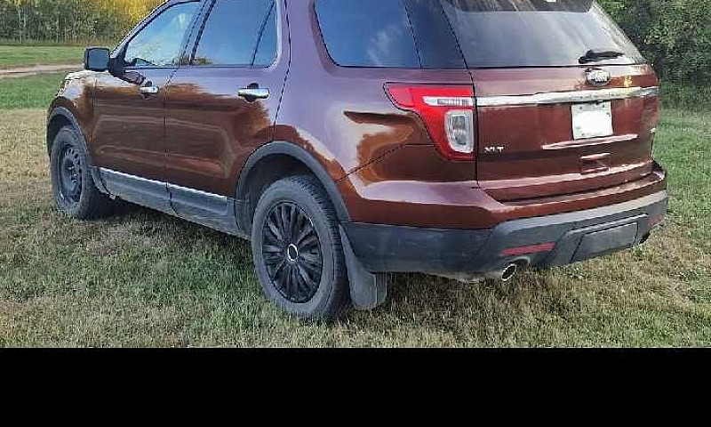 2015 Ford Explorer X...