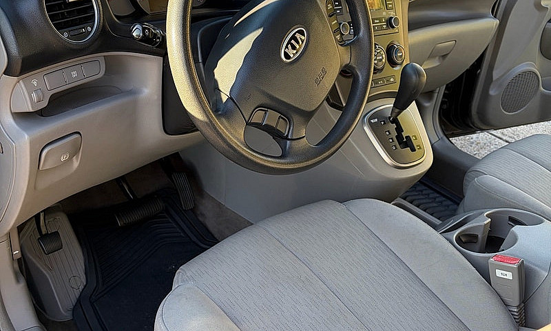 *Low Kms* 2007 Kia R...